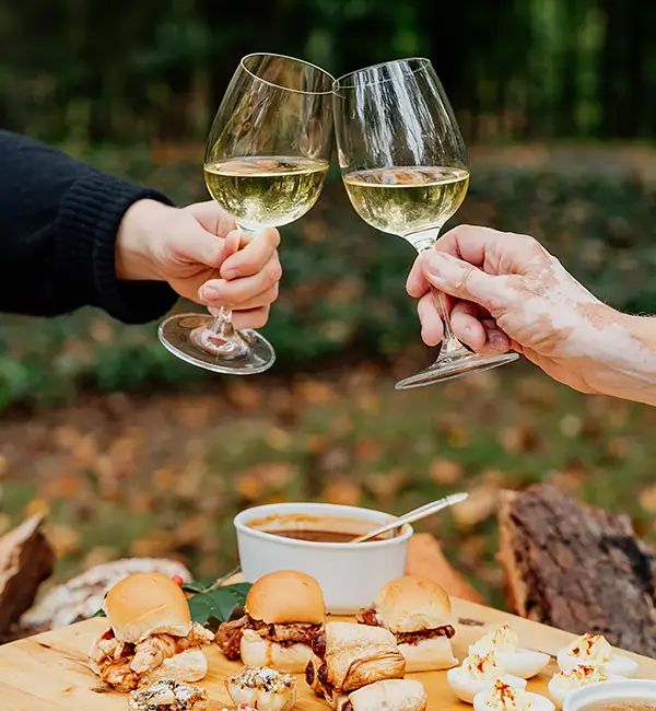 Crisp white wine with Rocklands barbeque