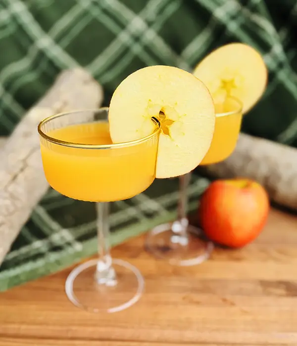 Applejack Rabbit Cocktail for fall