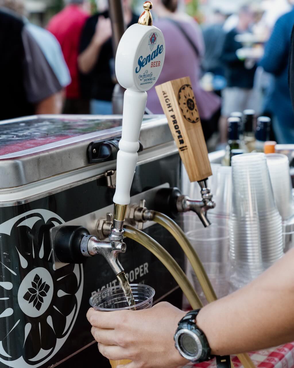 craft beer outdoor taps