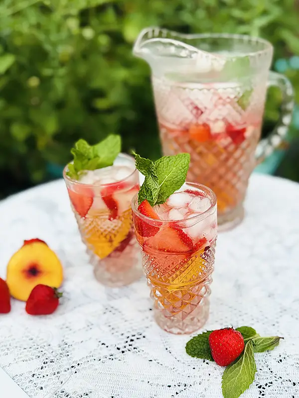 Strawberry Nectarine Rose Sangria recipe